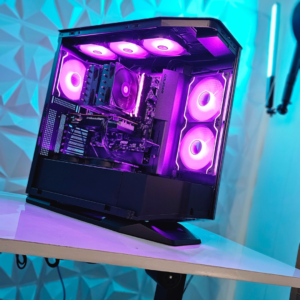 PC Gaming TRON - Ryzen 7 5700, 2x16GB 3200Mhz , 512GB M2 Nvme , 650watts 80Plus Bronce . 6 abanicos RGB