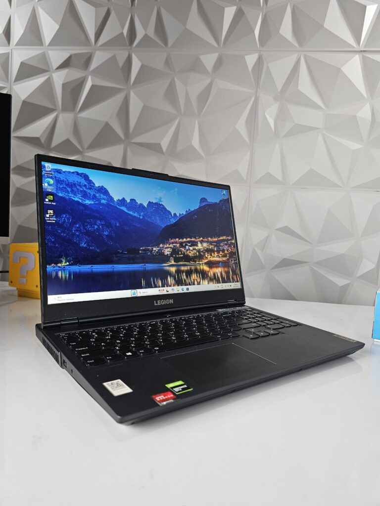 Laptop Gamer Lenovo Legion 5 15ARH05H | USADA — 6 Meses de Garantía | Pasta Térmica y Thermal Pads Recién Cambiados | AMD Ryzen 7 4800H (8 Núcleos/16 Hilos) | NVIDIA GeForce GTX 1660 Ti 6GB GDDR6 | Pantalla 15.6" FHD IPS 144Hz | (2x8)16GB DDR4-3200 | SSD 512GB M.2 NVMe PCIe | Legion Coldfront 2.0 | Wi-Fi 6